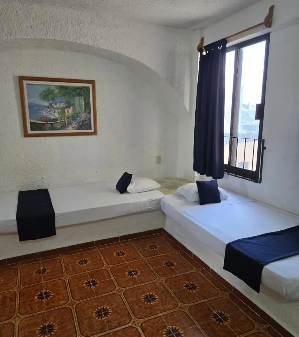 Ikaro Suites 坎昆 酒店
