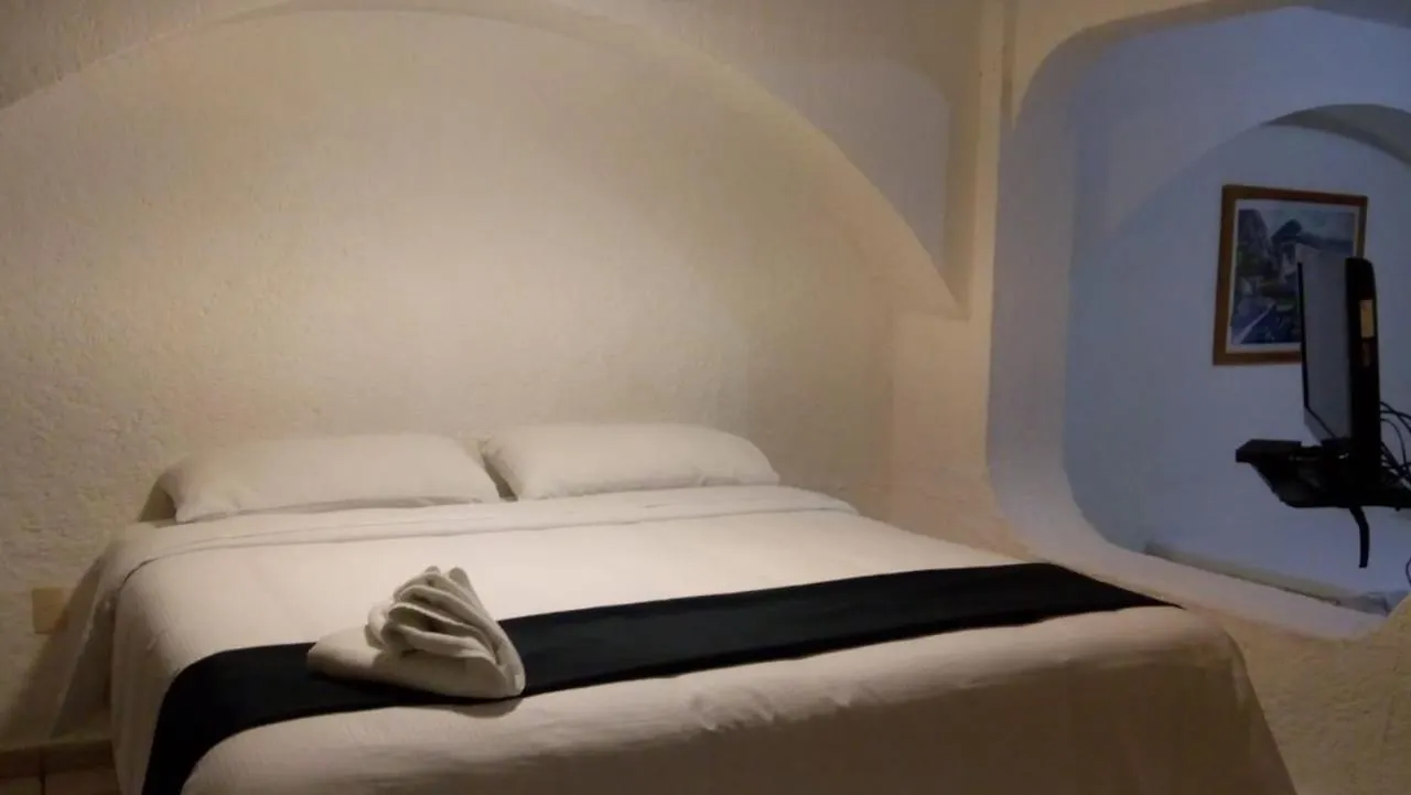 Ikaro Suites 坎昆 3*,